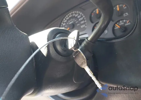 2003 Chevrolet Silverado 1500 Work Truck from USA, damaged, VIN 2GCEC19X731377274